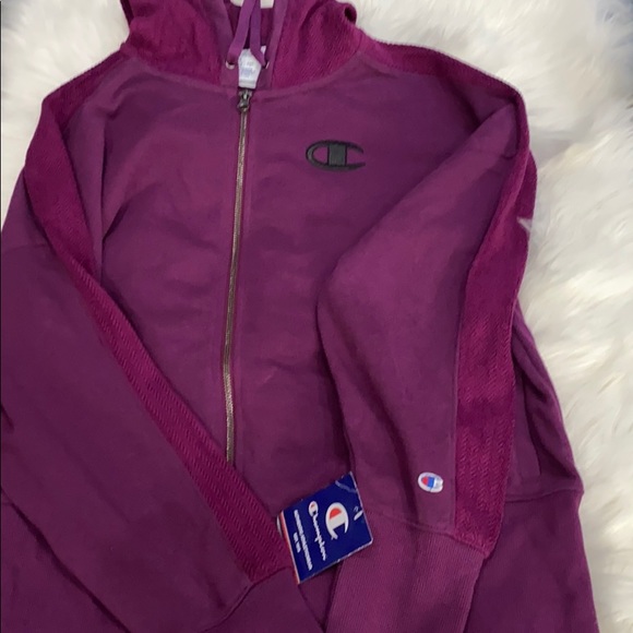 Champion
Plus Size Heritage Herringbone-Accent - Picture 4 of 4